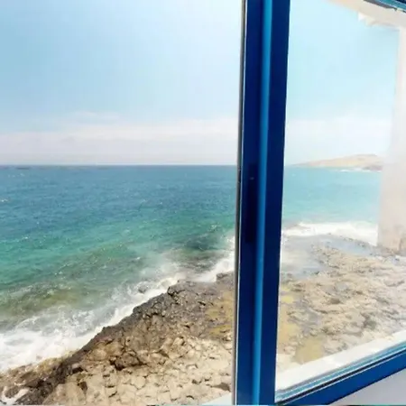 Hébergement de vacances La Casa Con Terraza Privada Sobre El Mar *