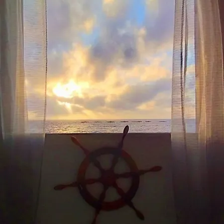Hébergement de vacances La Casa Con Terraza Privada Sobre El Mar *